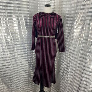 Metisu Burgandy Velvet Jewel Adorned Bodycon Dress
